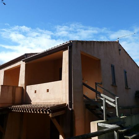 Le Residenze Di San Teodoro Lejlighed San Teodoro  Eksteriør billede